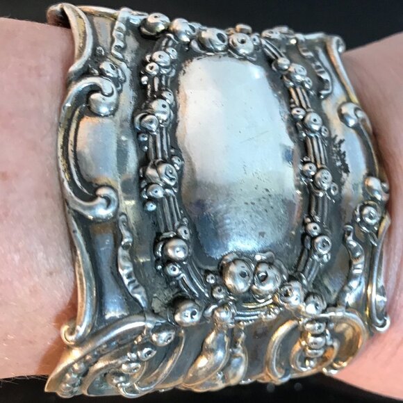Antique Tiffany Cir.19th C Sterling Silver Cuff Bracelet Cherub Putti 925 Rare - Picture 3 of 13
